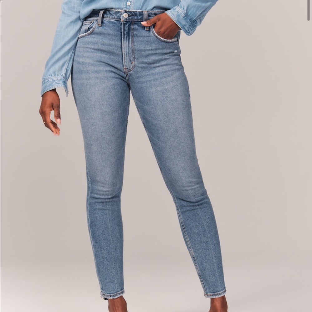 Abercrombie Curve love high rise skinny